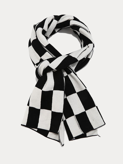 Cozy Checked Beanie Hat Scarf Gloves 3-in-1 Set